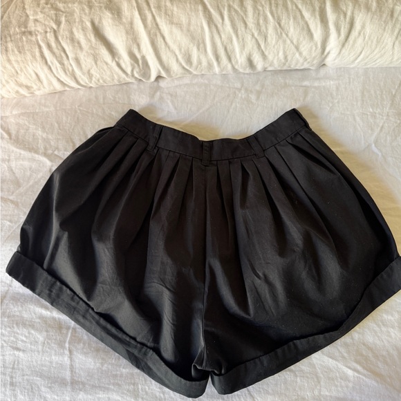 Doen Paige Shorts - Picture 3 of 4